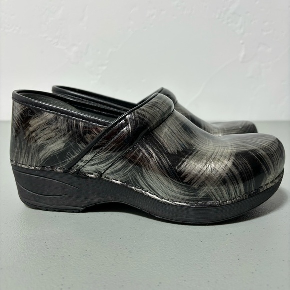 Dansko Women's Clogs Slip On Nursing Shoes Comfort 38 EU/ 7.5-8 US Black Silver - Picture 1 of 13